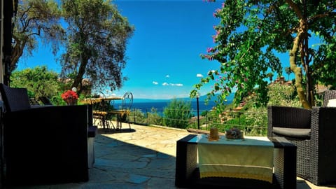 Solarium, Balcony/Terrace