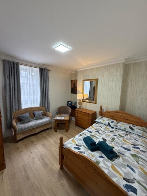 TV and multimedia, Bedroom, towels