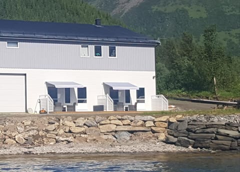 Sjursnes Fjordferie Apartment in Troms Og Finnmark
