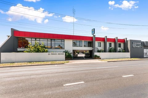 Property building, On site