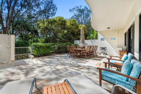 Patio, View (from property/room), Balcony/Terrace, Seating area, Dining area, sunbed