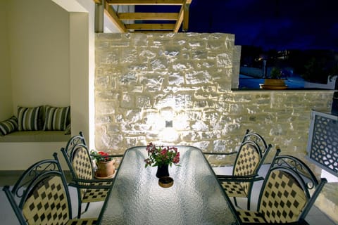 Patio, Balcony/Terrace