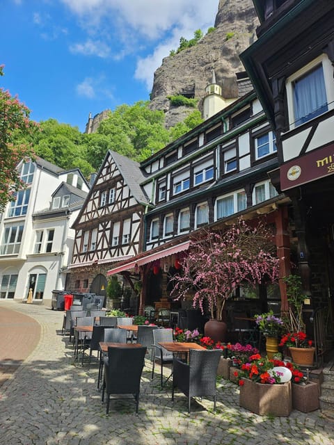 Property building, Balcony/Terrace
