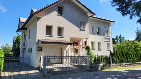 Property building, Facade/entrance, Street view