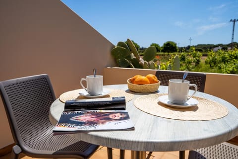 View (from property/room), Balcony/Terrace, Garden view
