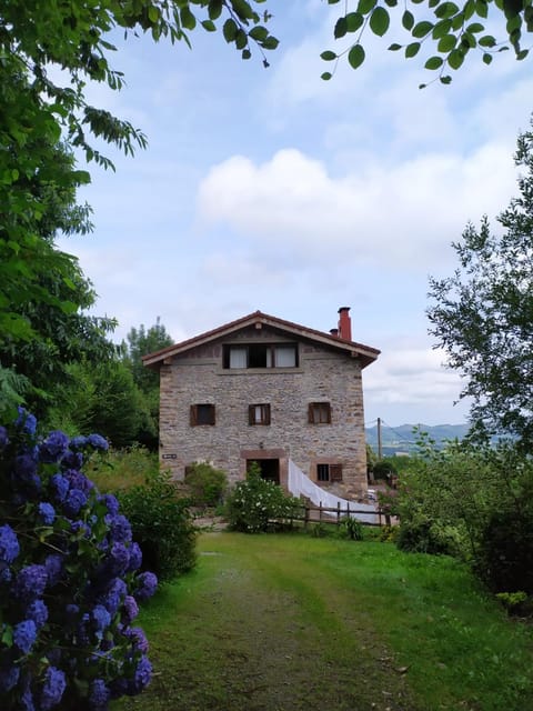 Property building, Facade/entrance, Garden