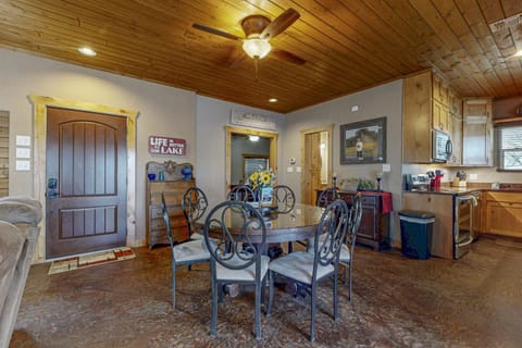 Arva's Retreat House in Rio Grande