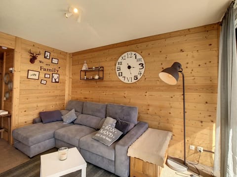 Appartement moderne 3* 8 pers, 46 m², Sud, proche pistes - FR-1-416-78 Apartment in Villarembert