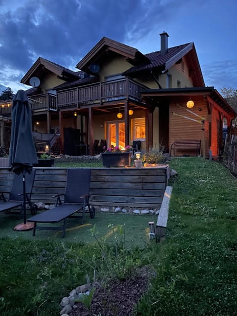 Dreiländerblick, Sauna en tafeltennis en 150 meter van piste House in Friuli-Venezia Giulia