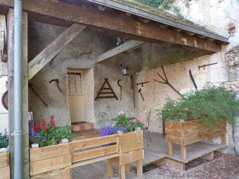 Property building, Patio