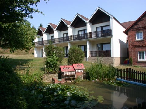 Property building, Day