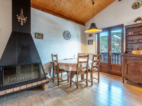 Appartement 2 ch, ski au pied, balcon-terrasse - FR-1-437-44 Apartment in La Clusaz