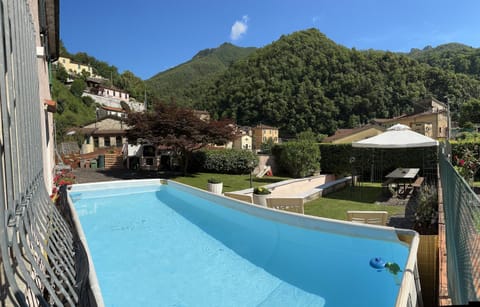 Pool view, Swimming pool