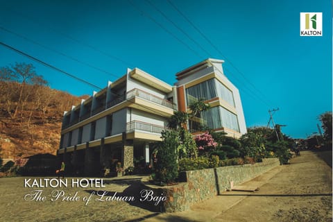 Property building, Street view