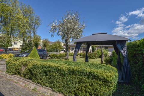 Seating area, Garden view