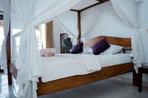 Bukit Indah Homestay Bed and Breakfast in Abang