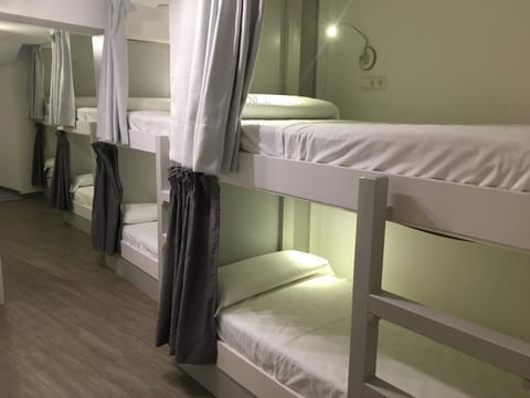 bunk bed