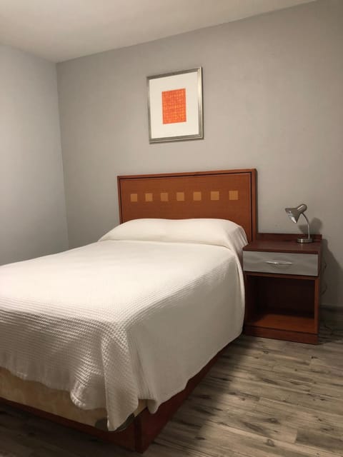 Bay Breeze Inn Bradenton Downtown Hotel in Bradenton