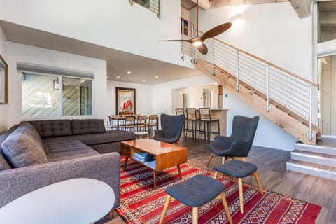 Courchevel C # 9 Apartment in Mammoth Lakes