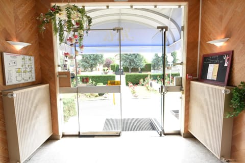 Hôtel Continental Hotel in Centre-Val de Loire