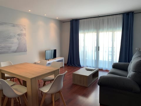 TV and multimedia, Dining area