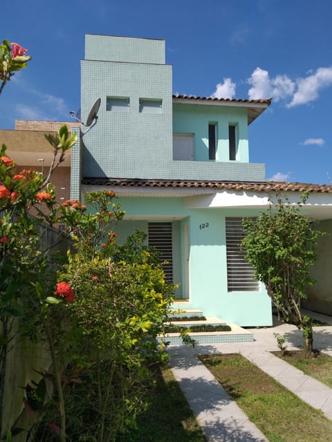 Facade/entrance, Garden view