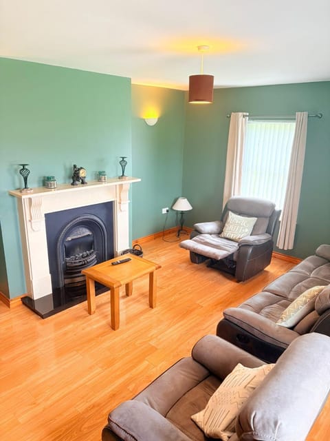 Quiet Farm Cottage Enniskillen Fermanagh House in Northern Ireland