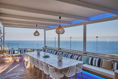Natural landscape, Balcony/Terrace, Sea view