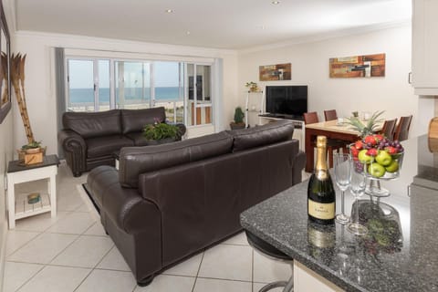 Lounge or bar