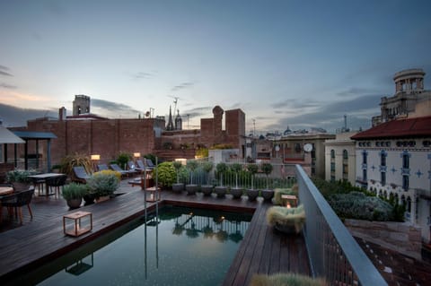 City view, Pool view
