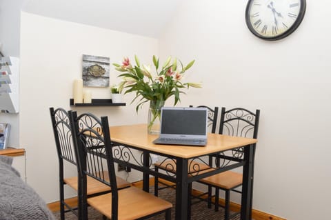 Flat 14c Bayhead Apartment in Scotland