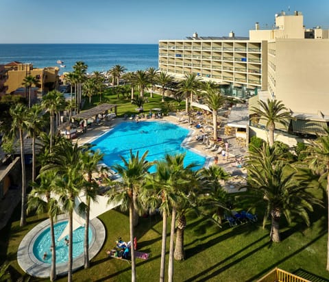 Property building, Sea view, Swimming pool