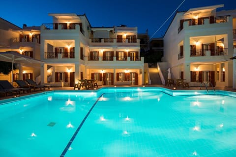 Spring, Day, Night, Summer, Pool view, Area and facilities, Swimming pool, Sunset