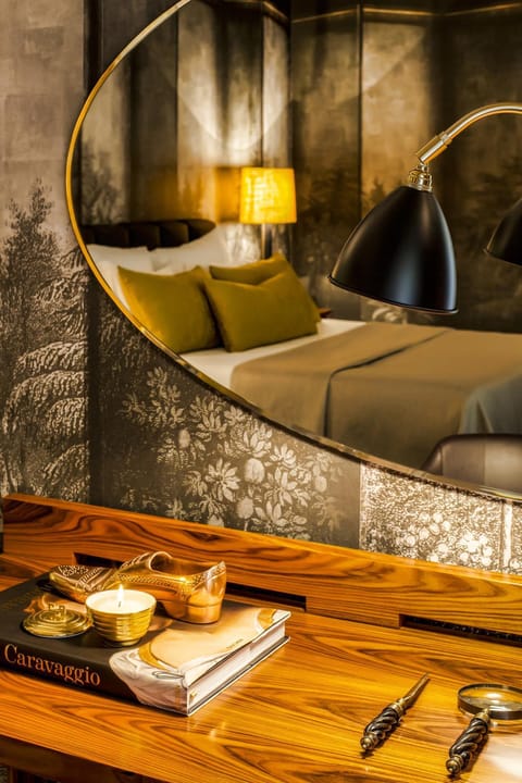 View (from property/room), Decorative detail, Seating area, Bedroom