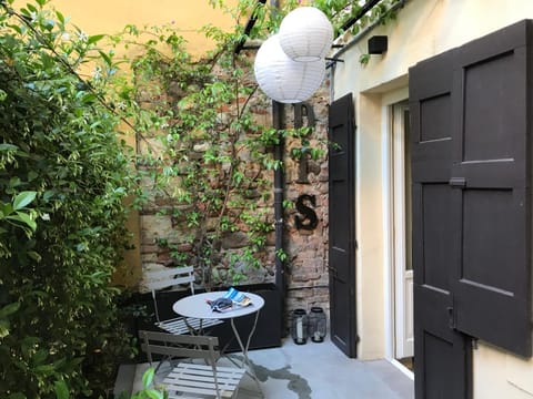 Patio, Balcony/Terrace, Balcony/Terrace