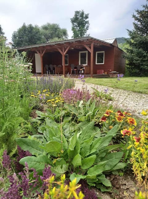 Property building, Garden