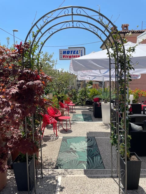 Hotel Virginia Hotel in Garda