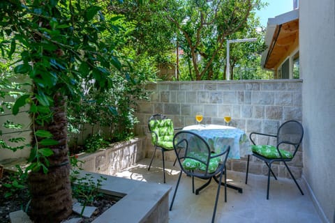 Villa Ive Apartment in Srebreno