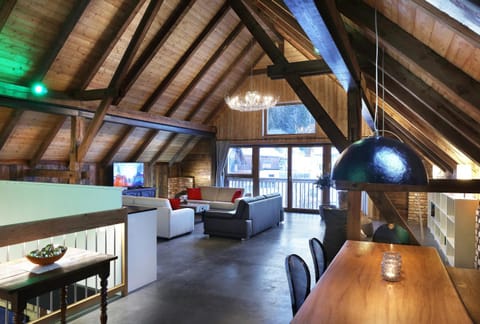 Living room, Seating area, Dining area