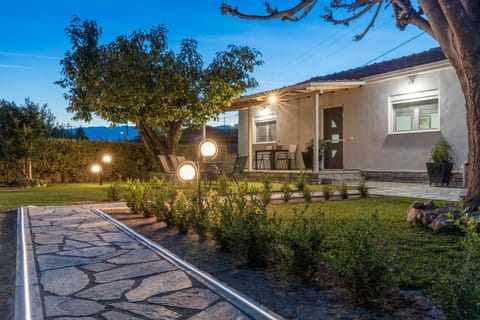 Property building, Garden, Garden view
