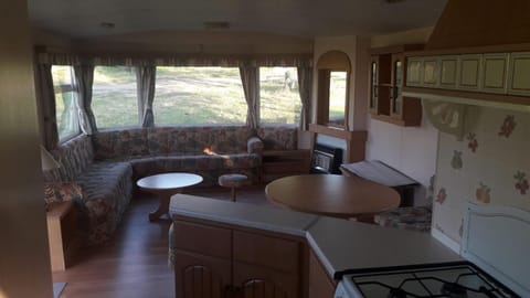Living room, Photo of the whole room, Seating area