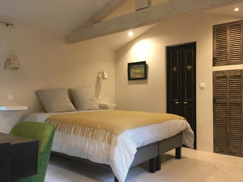 Decorative detail, Bedroom