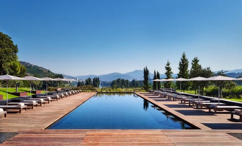 Mountain view, River view, Swimming pool