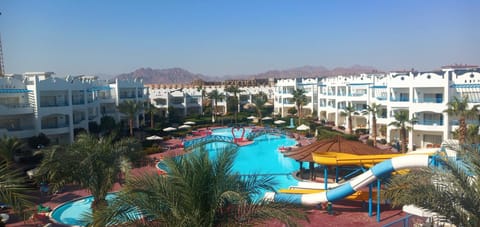 Aqua park, Pool view, Swimming pool, sunbed