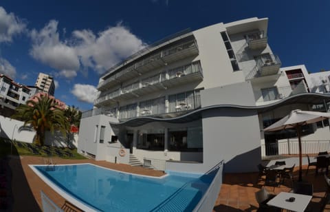 View (from property/room), Pool view, Street view
