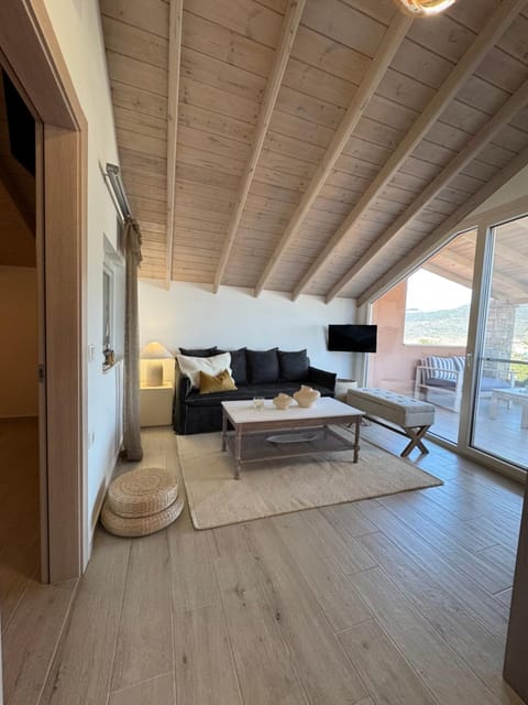 Living room, Seating area, Bedroom