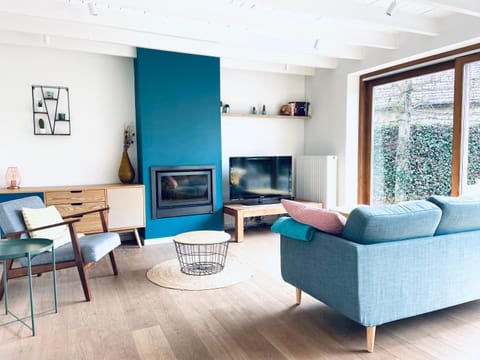 De Veldmuis, met mooie speelhoek en speelhuis House in Koksijde