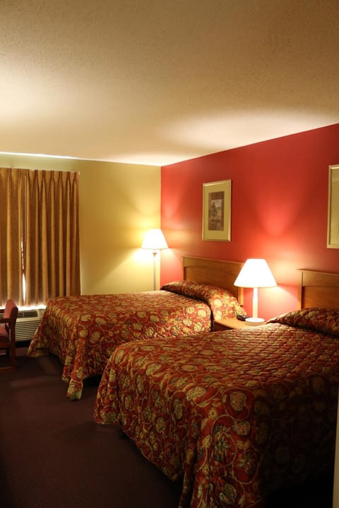 Hometown Inn & Suites Hotel in Indiana