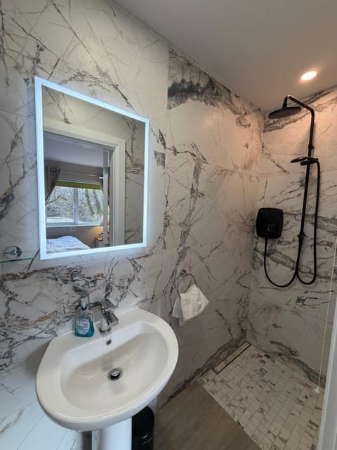 Waterfront Self Catering Houses House in Leitrim, Co. Leitrim, Ireland