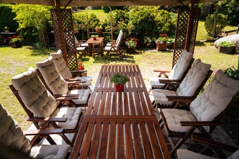 Garden, Seating area